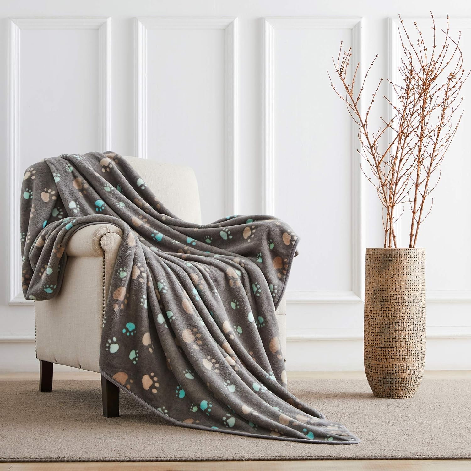 350 Gsm-Super Soft and Premium Fuzzy Flannel Fleece Pet Dog Blanket, the Cute Print Design Washable Fluffy Blanket for Puppy Cat Kitten Indoor Outdoor, Grey, 40 X 32 Inches